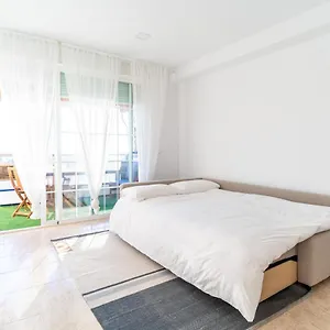 https://trendy-homes-burbujas-vistas-al-mar-golf-playa-a-5-minutos.es-andalucia.com